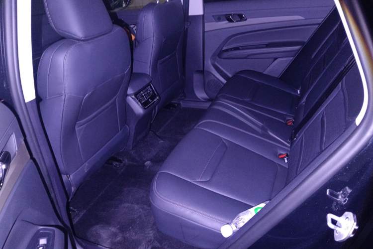 Used Ford Equator Sport 2023 EcoBoost 170 Elite Model
