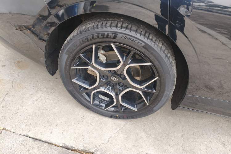 Used  A07 2024 All-Electric "True Fragrance" Edition 710 Flagship Model