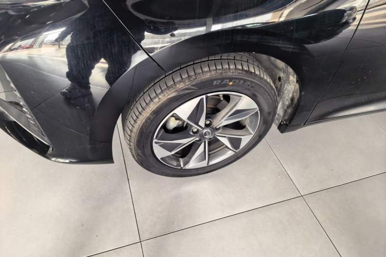 Used GAC Trumpchi M6 2023 PRO 270T DCT Luxury Edition