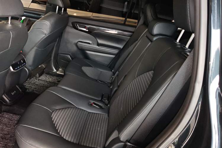 Used Toyota Crown Kluger 2021 2.5L HEV Four-Wheel Drive Luxury Edition
