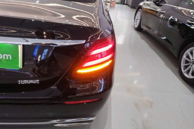 Used Mercedes-Benz E-Class New Energy 2020 E 300 e L
