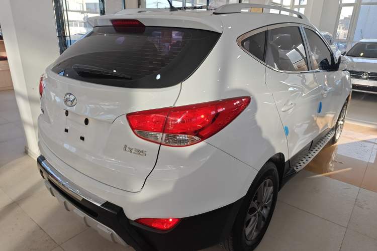 Used Hyundai ix35 2015 2.0L Manual Two-Wheel Drive Comfort Version China IV Standard
