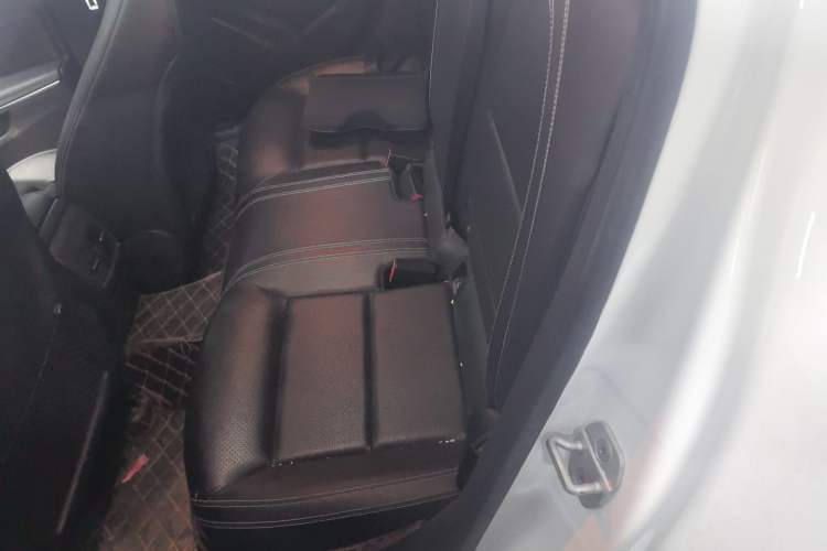 Used Mercedes-Benz GLA 2016 GLA 200 Fashion Model