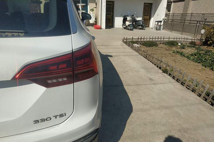 Used Volkswagen Tayron 2020 330TSI Two-Wheel Drive Luxury Smart Connectivity Version