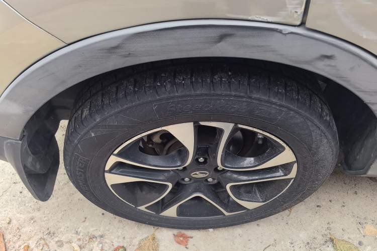 Used Soueast DX7 2015 1.5T Manual Luxury Model