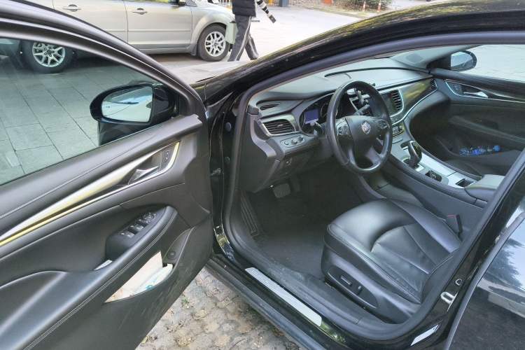 Used Buick LaCrosse 2021 652T Luxury Model
