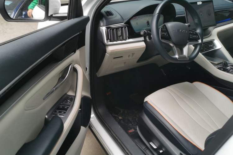 Used BYD Song PLUS New Energy 2023 Champion Edition DM-i 110KM Flagship PLUS
