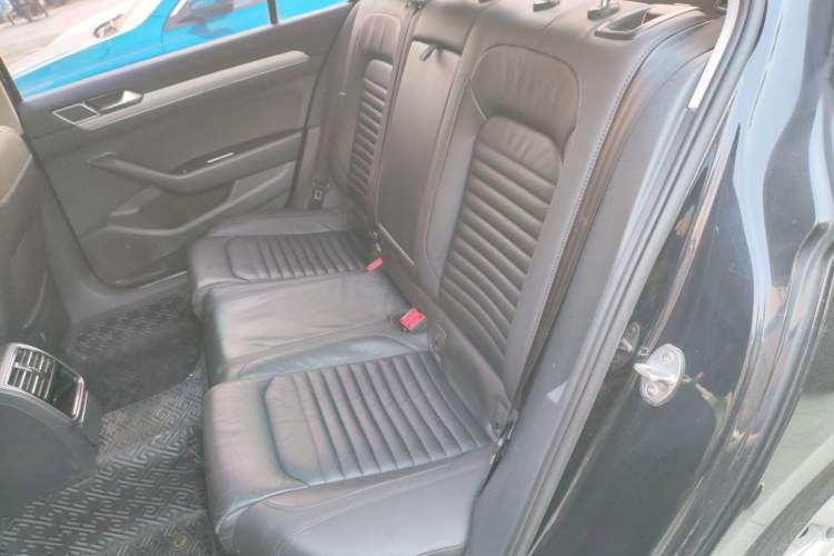 Used Volkswagen Magotan 2018 330TSI DSG Advanced Model
