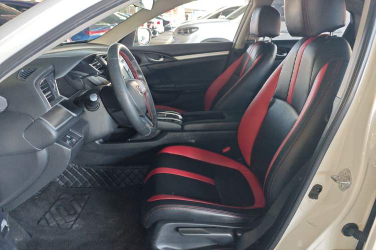 Used Honda Civic 2016 180TURBO CVT Comfort Version
