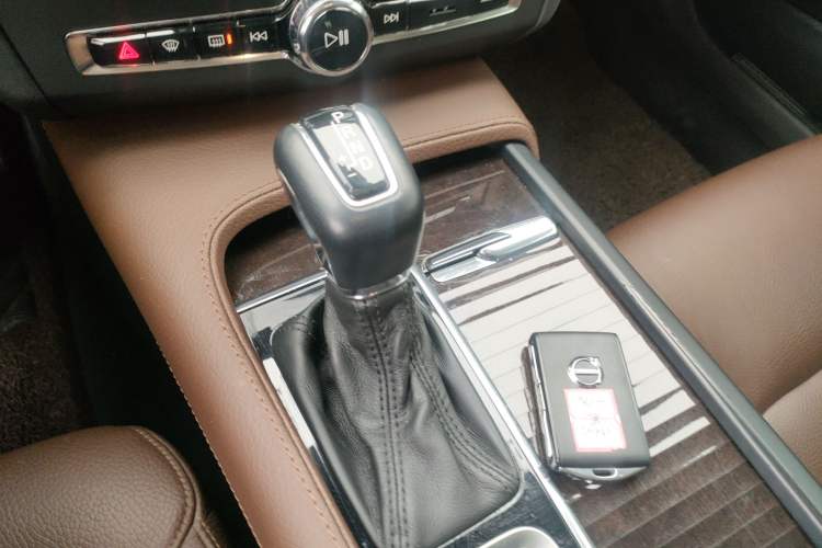 Used Volvo S90 2018 T4 Zhiyuan Edition