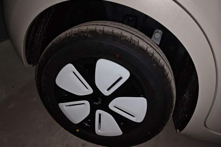 Used Wuling Hongguang MINIEV 2025 Four-Door Version Advanced Edition
