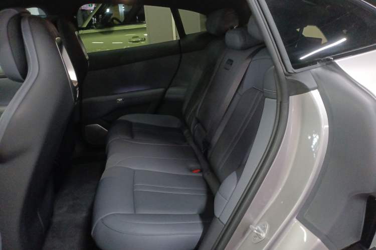 Used  YU7 2025 Ultra-Long Range Rear-Wheel Drive Version
