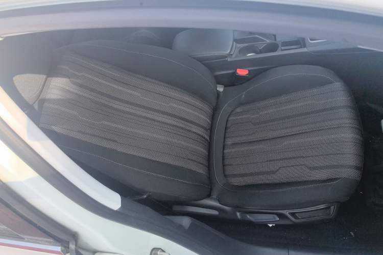 Used Peugeot 308S 2015 1.2T Automatic Jingchi Edition
