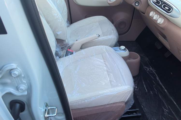 Used Wuling Hongguang MINIEV 2025 Four-Door Version Advanced Edition
