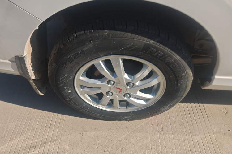 Used Wuling Hongguang 2019 1.5L S Standard Version China VI LAR
