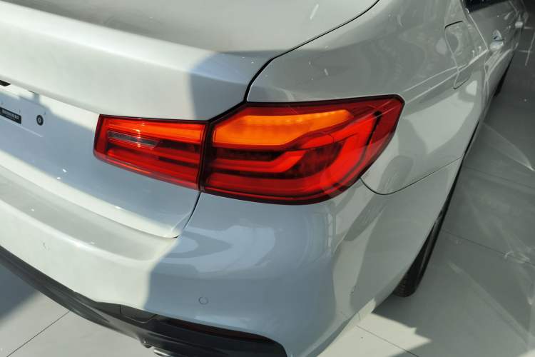 Used BMW 5 Series 2020 525Li M Sport Package