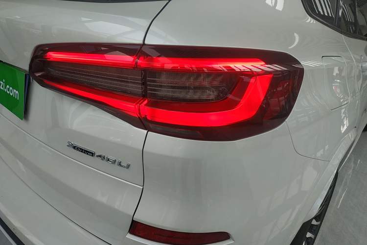 Used BMW X5 2022 Restyled xDrive 40Li Luxury Edition M Sport Package
