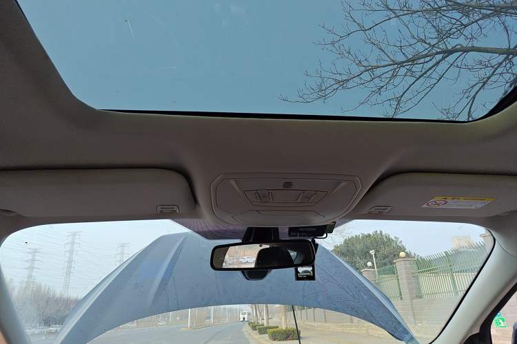 Used Ford Kuga 2017 EcoBoost 180 Two-Wheel-Drive Platinum Edition