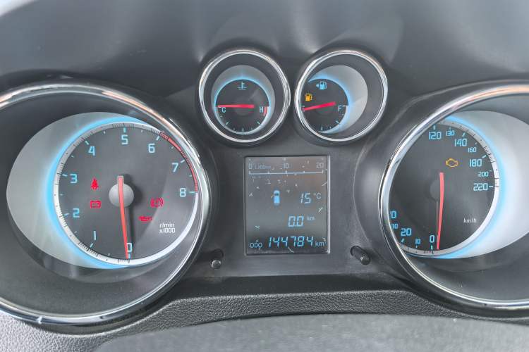 Used Changan CS35 2014 1.6L Manual Luxury Model China IV Standard
