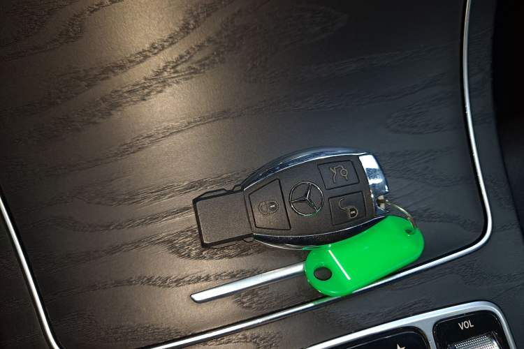 Used Mercedes-Benz C-Class 2017 Restyled C 180 L Fashion Edition Sport Version
