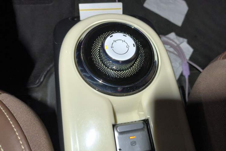 Used Wuling Bingo 2023 333 km Lingxi Connected+ Version
