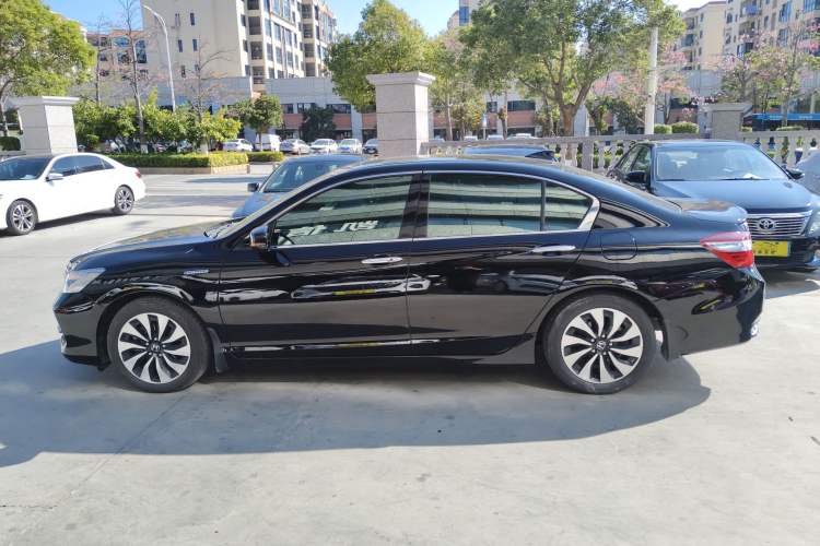 Used Honda Accord 2016 Hybrid 2.0L Sharp Edition
