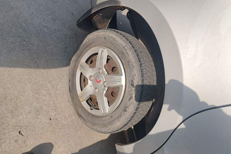 Used Wuling Hongguang 2013 1.5L Base Version
