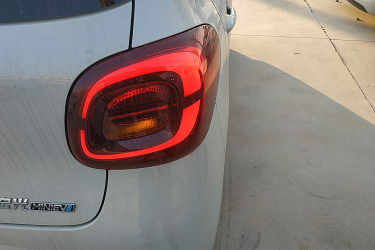 Used Wuling Hongguang MINIEV 2025 Four-Door Version Advanced Edition
