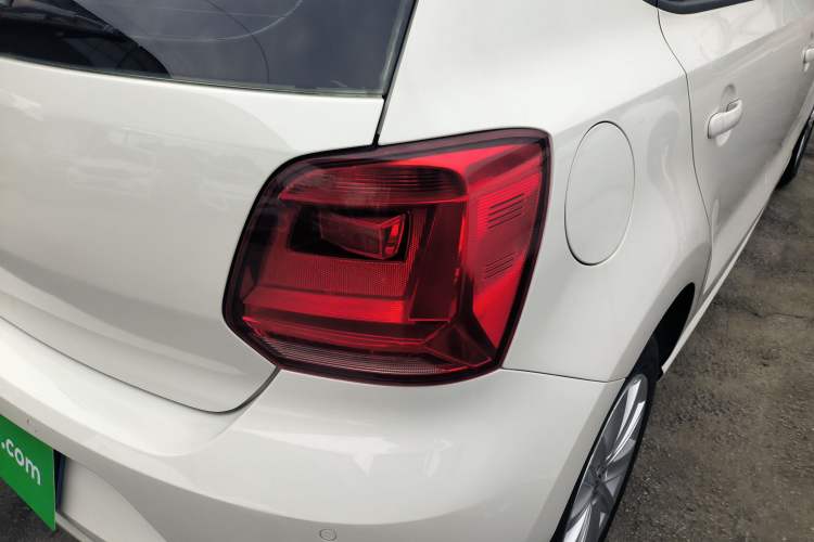 Used Volkswagen Polo 2014 1.6L Automatic Comfort Edition