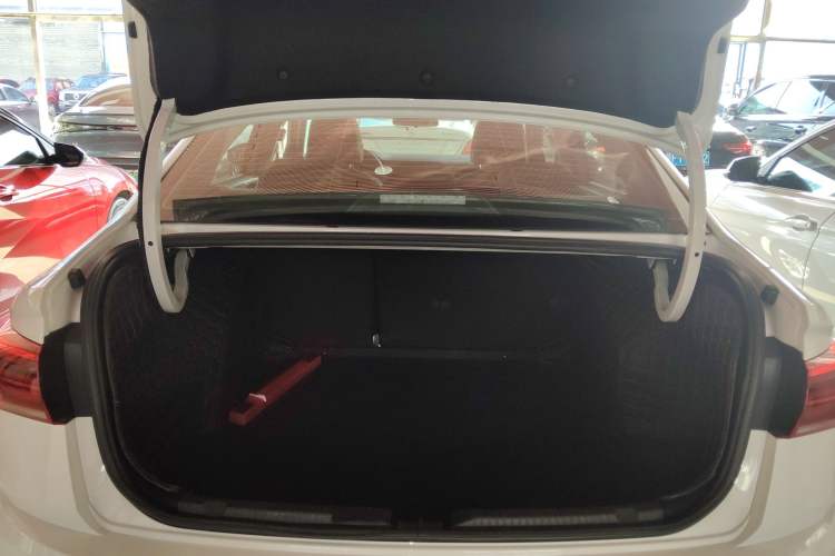 Used Volkswagen Bora 2020 1.5L Automatic Elite Version
