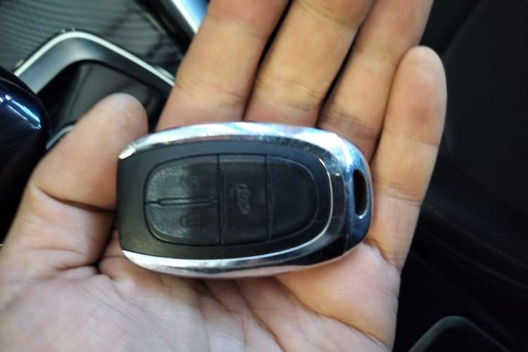 Used SAIC MAXUS G50 2019 1.5T Automatic Luxury Edition China VI Standard
