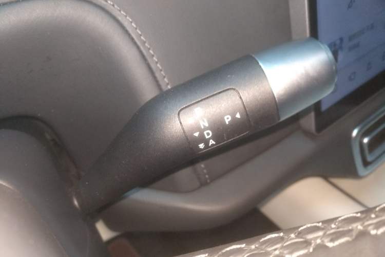 Used Li Auto L8 2023 Pro Model
