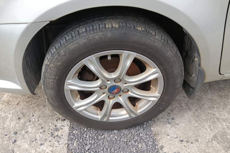 Used Geely Auto Diamond 2013 1.5L Manual Elite Model
