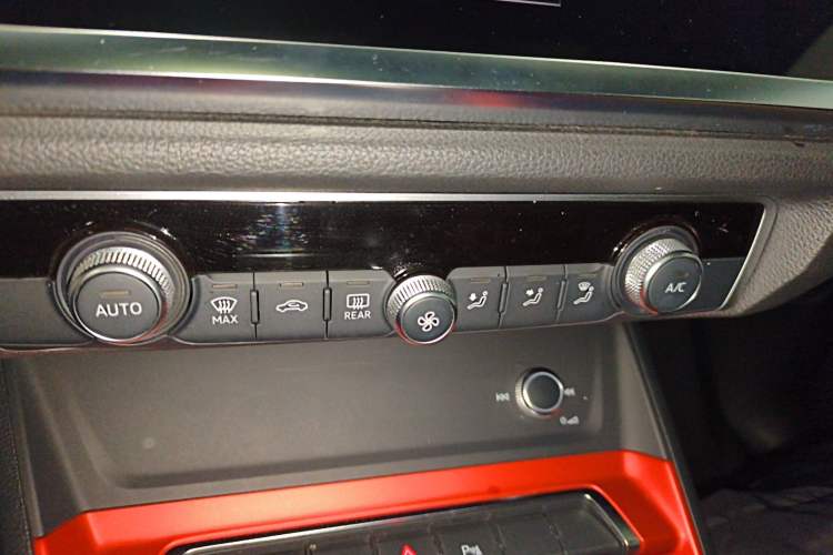 Used Audi Q3 2019 35 TFSI Advanced Dynamic Edition