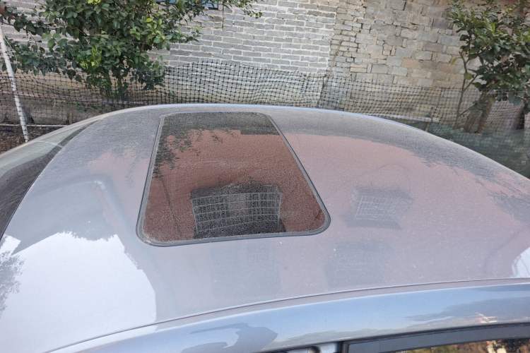 Used Roewe i5 2021 1.5L CVT Platinum Edition
