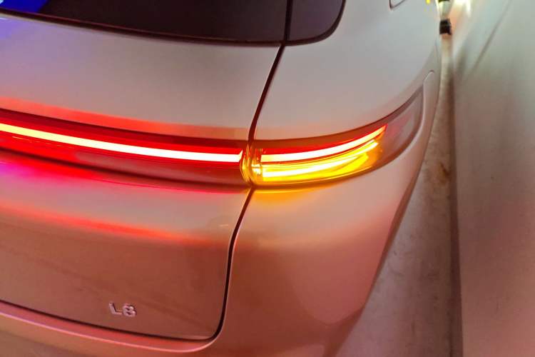 Used Li Auto L8 2024 Ultra Model
