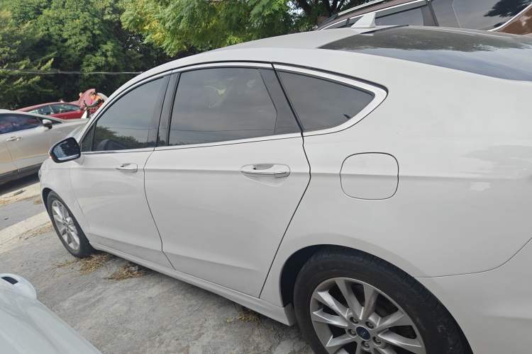 Used Ford Mondeo 2017 EcoBoost 180 Stylish Model
