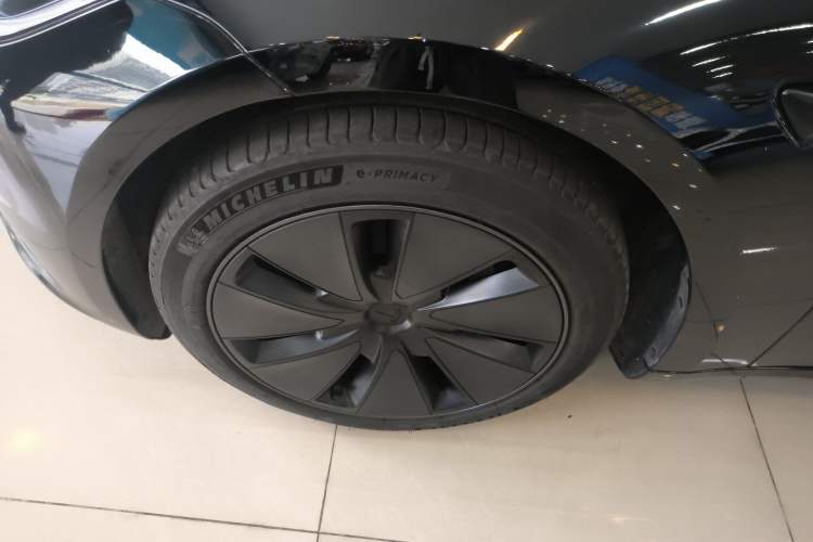 Used Tesla Model 3 2023 Rear-Wheel-Drive Version
