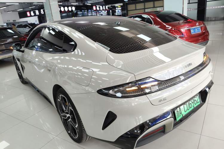 Used  SU7 2024 Rear-Drive Long-Range Intelligent Driving Version
