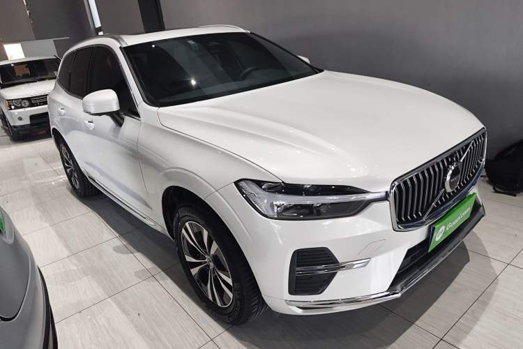 Used Volvo XC60 2023 B5 4x4 Smart Luxury Edition

