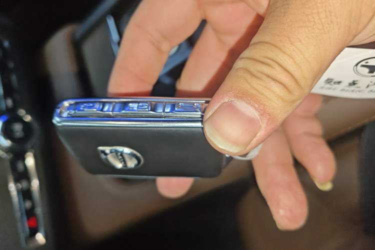 Used Volvo V90 2022 Cross Country B5 AWD Smart Range Edition