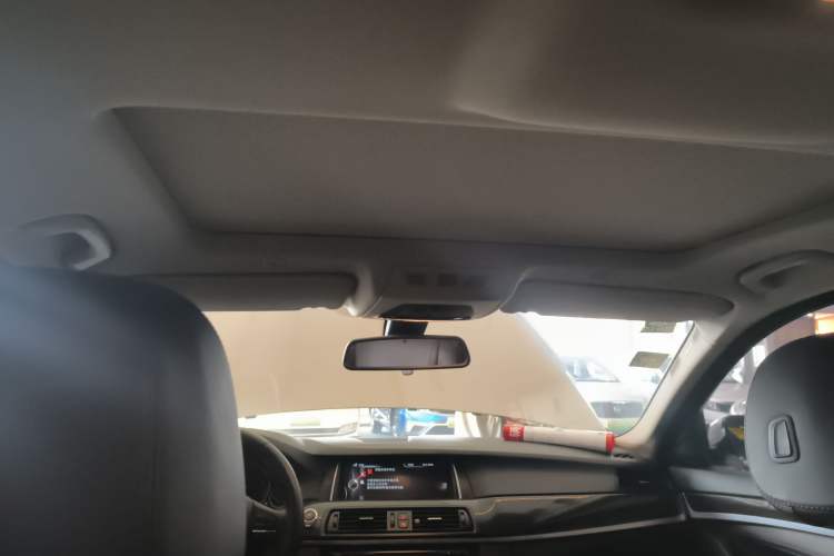 Used BMW 5 Series 2014 525Li Luxury Design Package
