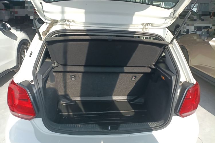 Used Volkswagen Polo 2018 1.5L Automatic Advanced Driving Model
