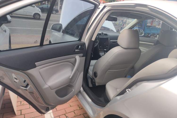 Used Skoda Octavia 2014 1.6L Automatic Yijun Edition
