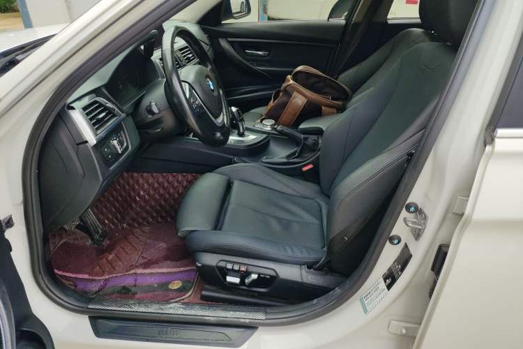 Used BMW 3 Series 2019 320Li Fashion Model
