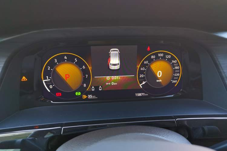 Used Volkswagen Viloran 2024 380TSI Premium Edition
