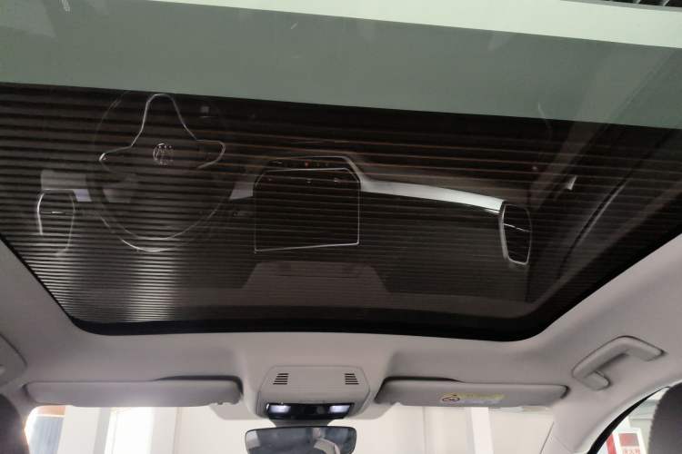 Used Volkswagen ID.6 CROZZ 2022 Long-Range PRO Edition
