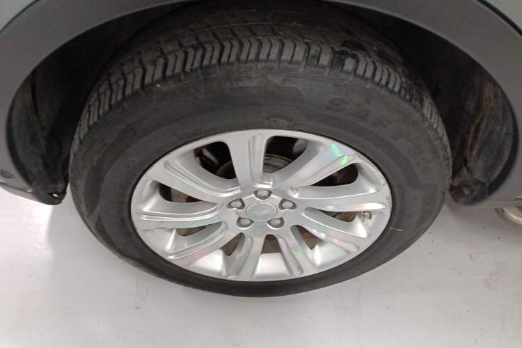 Used Land Rover Discovery Sport 2018 240 PS SE Version
