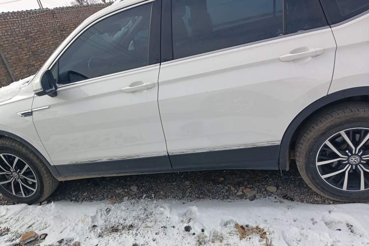 Used Volkswagen Tiguan L 2018 Revised Version 330TSI Automatic Two-Wheel Drive Comfort Edition
