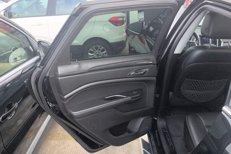 Used Cadillac SRX 2014 3.0L Comfort Model
